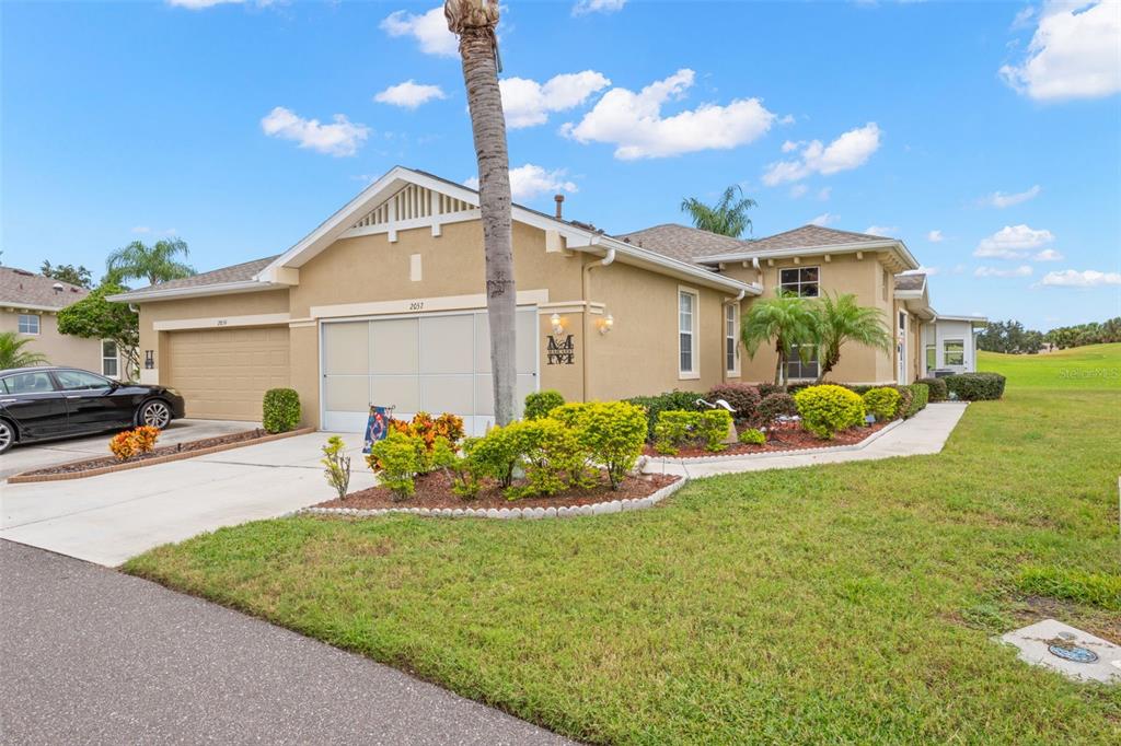 2057 INVERNESS GREENS DRIVE, SUN CITY CENTER, FL — photo 2 of 30