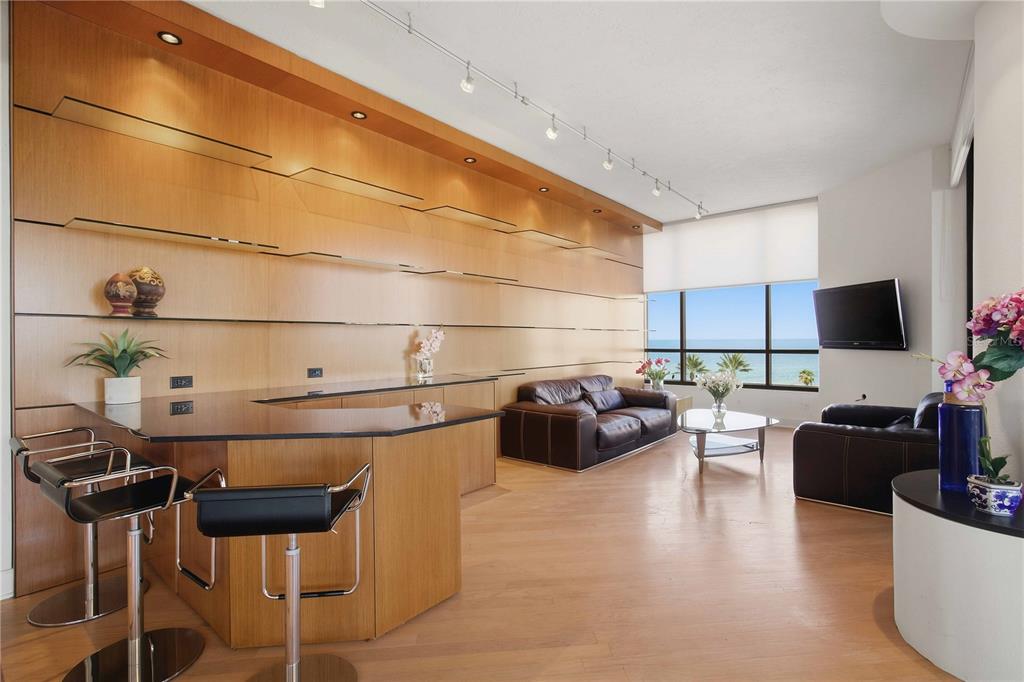 1241 GULF OF MEXICO DRIVE UNIT 608, LONGBOAT KEY, FL — photo 4 of 30