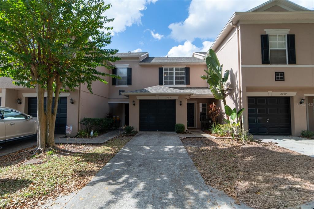 2723 CLINTON HEIGHTS COURT