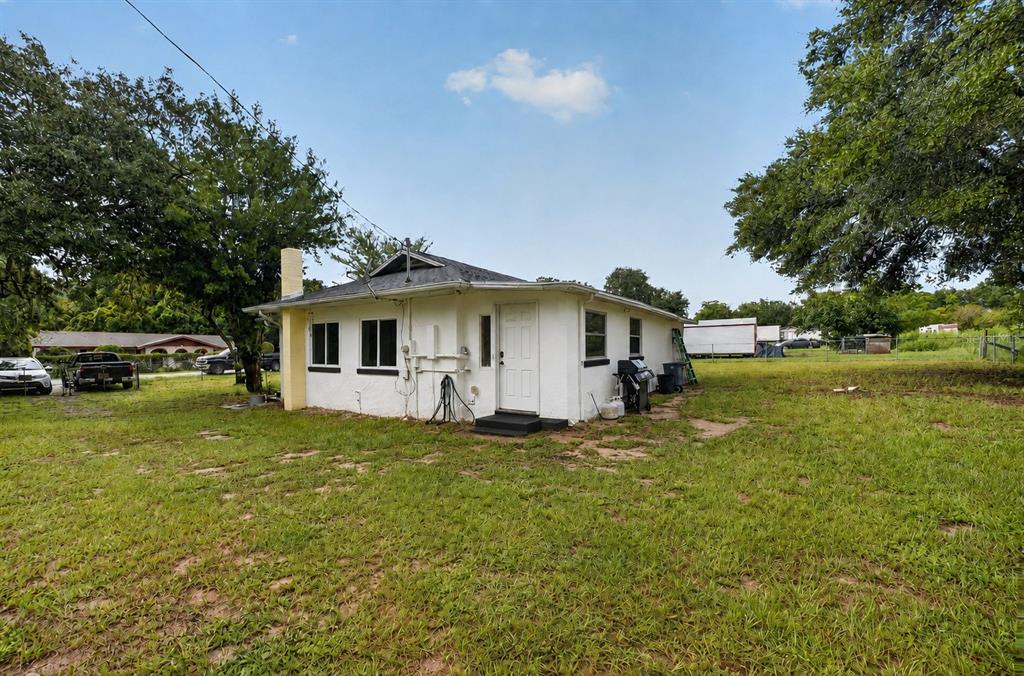 11855 SE 141ST TERRACE, OCKLAWAHA, FL — photo 4 of 30