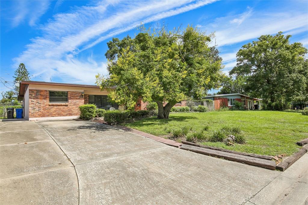 512 WHITE OAK AVENUE, BRANDON, FL — photo 3 of 30