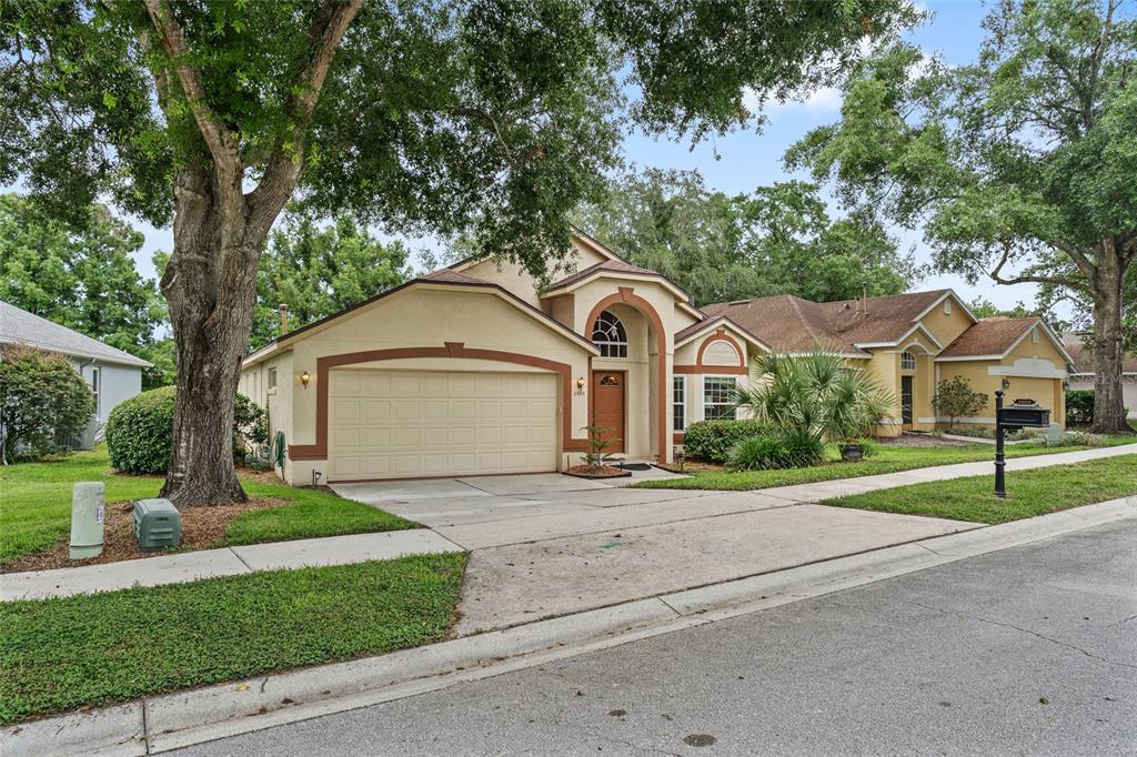 2955 SABEL OAK PLACE, OVIEDO, FL — photo 2 of 26
