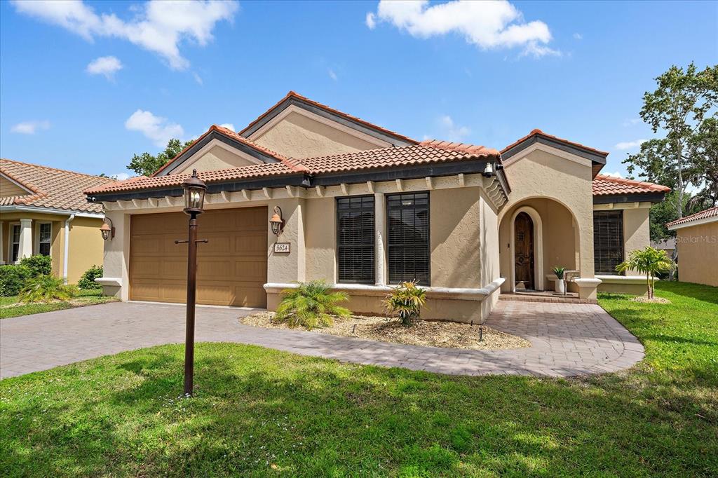 5624 AARON COURT
