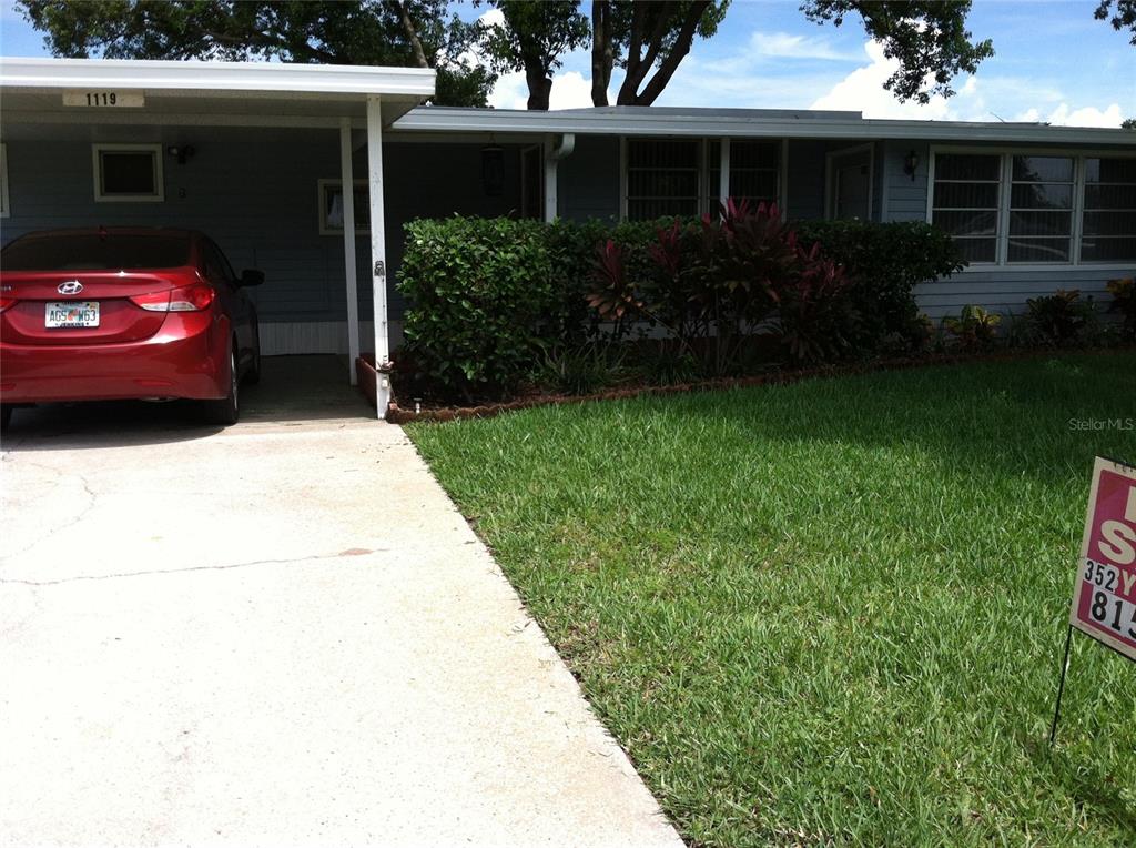 W HIBISCUS COURT W