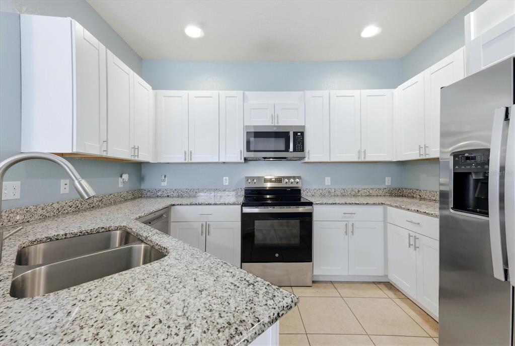 11954 TEMPEST HARBOR LOOP, VENICE, FL — photo 3 of 30
