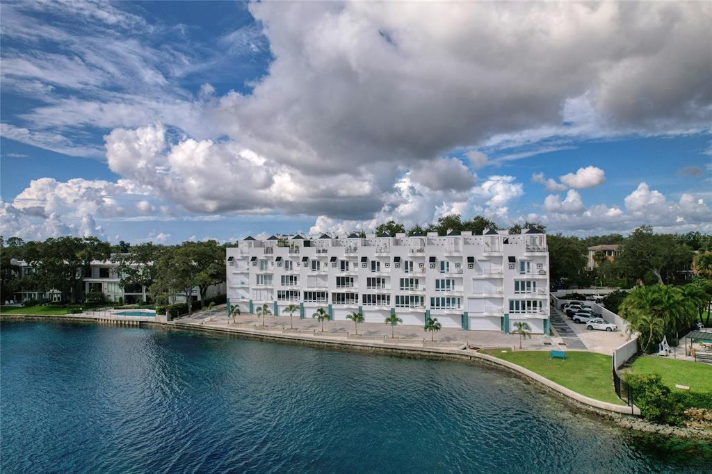 4950 BAYSHORE BOULEVARD UNIT 16, TAMPA, FL — photo 4 of 30