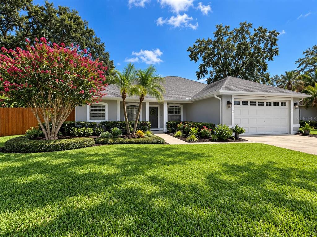 1631 CHARLEMAGNE COURT, WINTER GARDEN, FL — photo 2 of 30