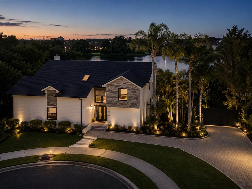 7826 PINE HAVEN COURT