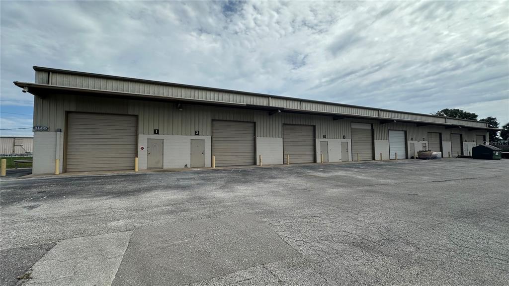 3120-3126 REYNOLDS ROAD