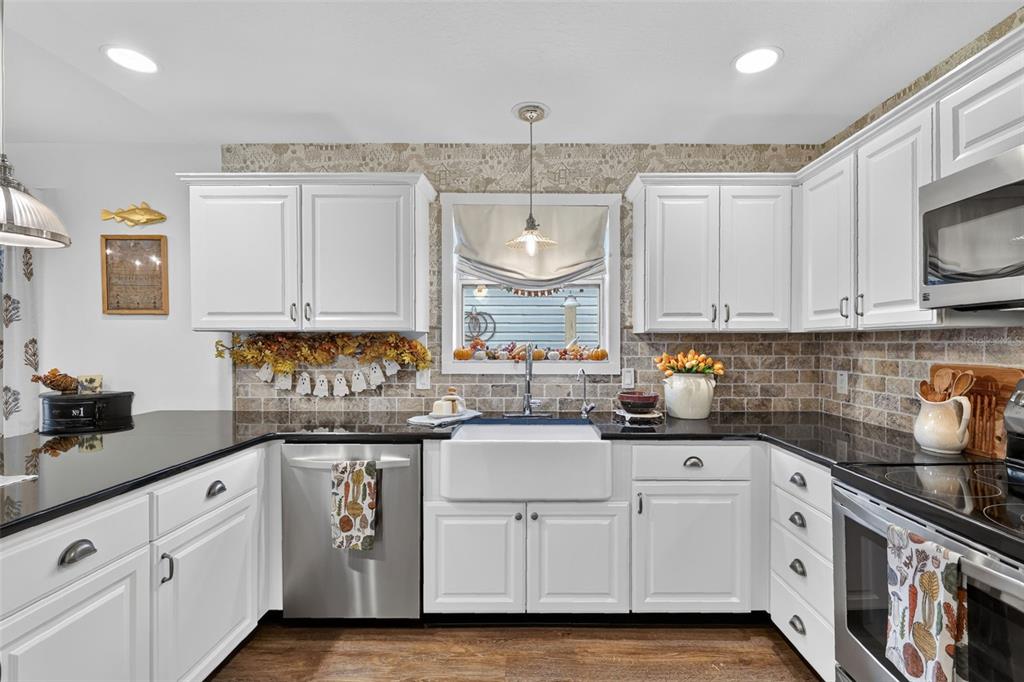 1700 JADESTONE TERRACE, THE VILLAGES, FL — photo 5 of 30