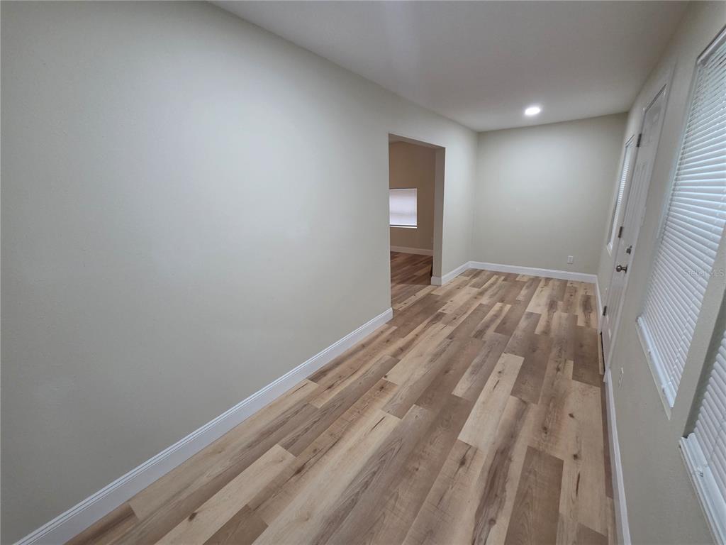 936 LAKE ARGENTA DRIVE, CRESCENT CITY, FL — photo 4 of 30