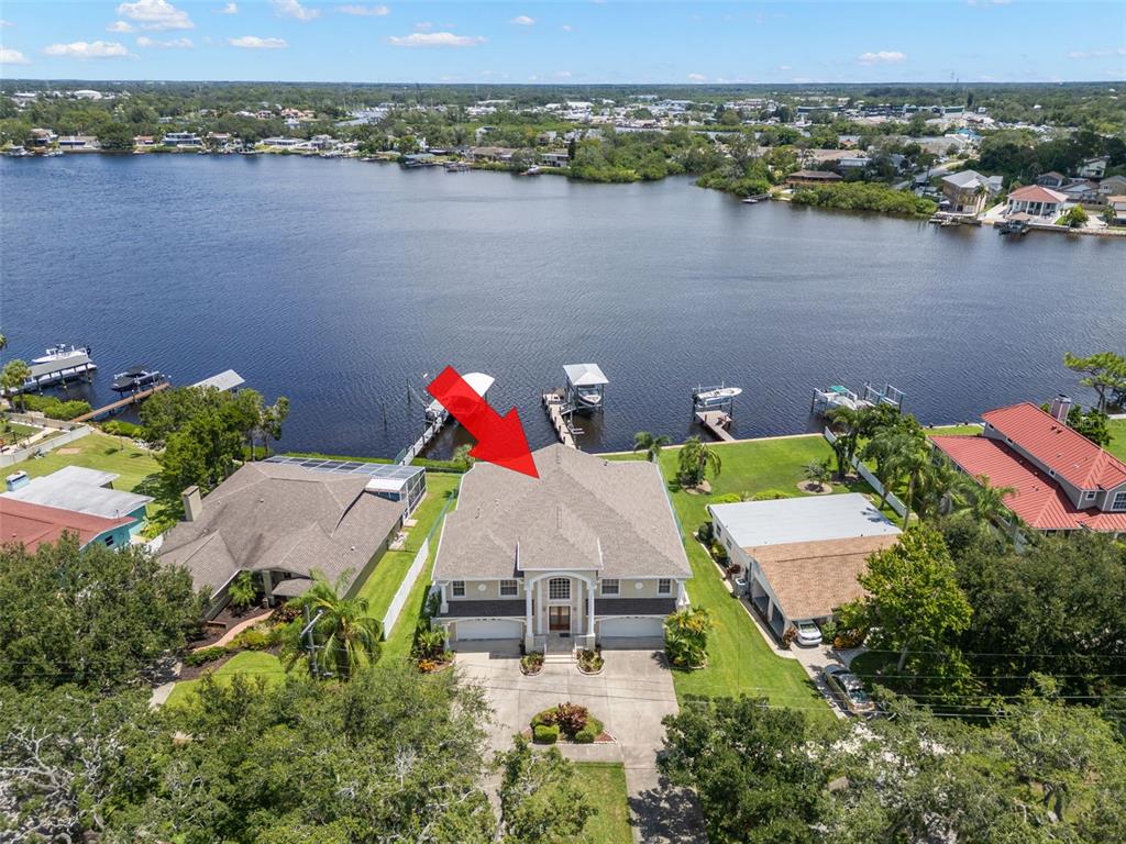 636 BAYSHORE DRIVE