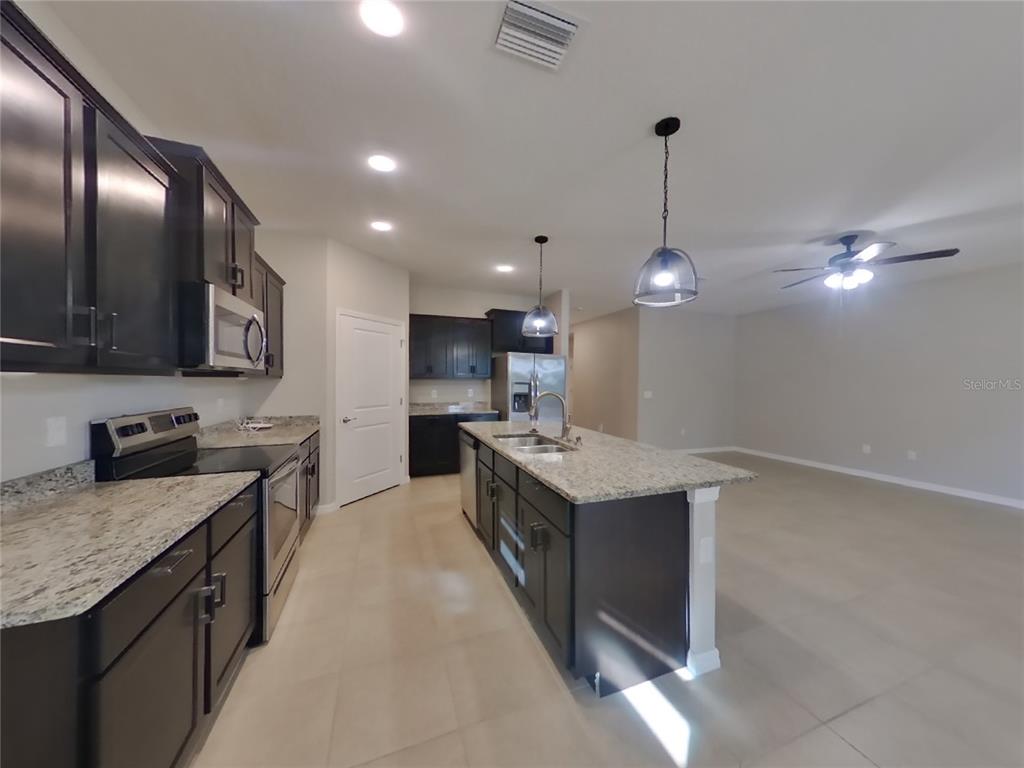 17719 GARSALASO CIRCLE, BROOKSVILLE, FL — photo 4 of 15