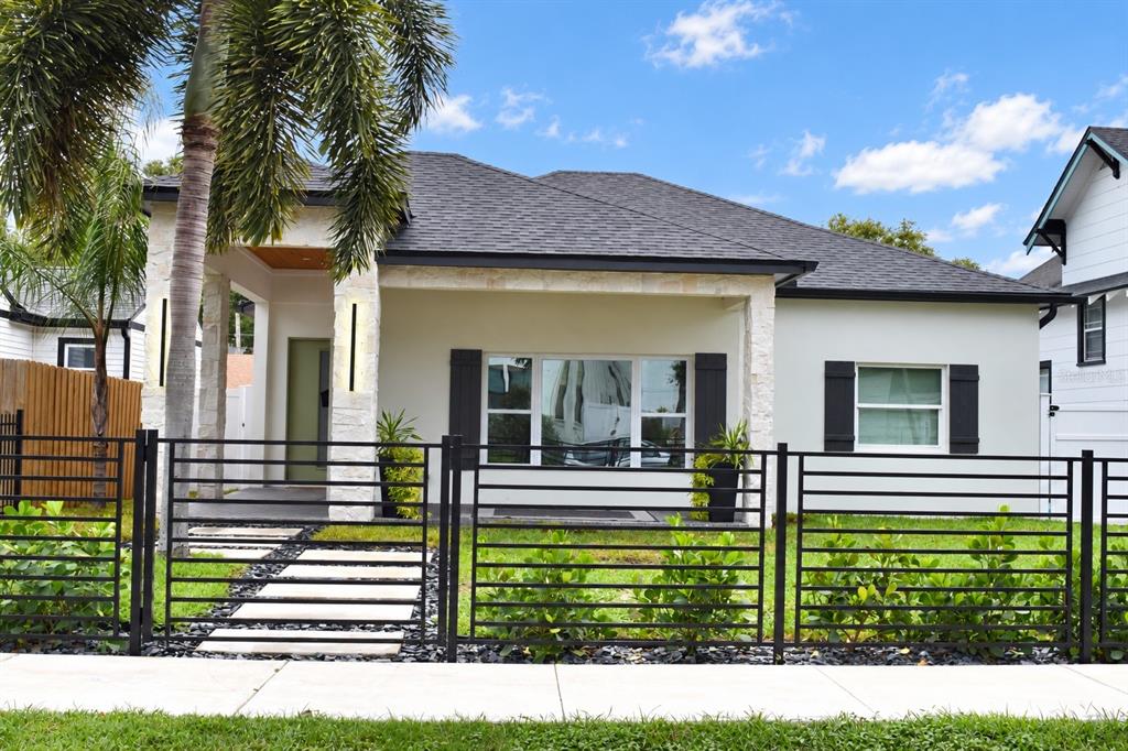 449 12TH AVENUE N, ST PETERSBURG, FL — photo 2 of 30
