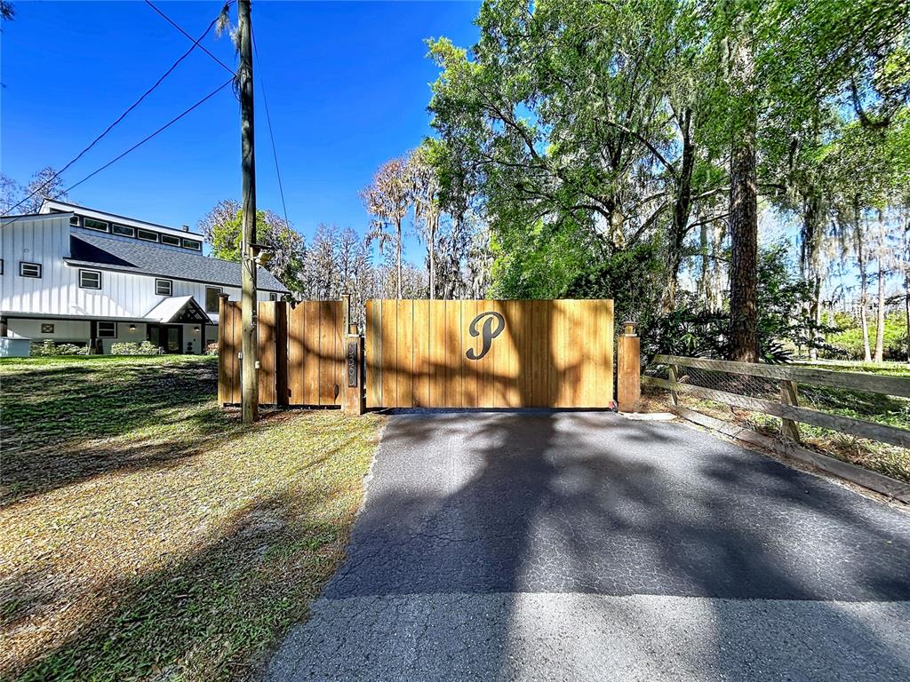 5365 CONNER DRIVE, LAND O LAKES, FL — photo 4 of 75