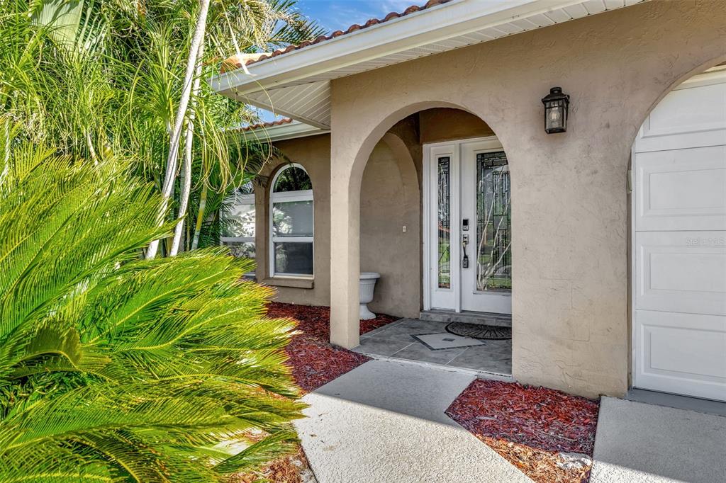 2851 HARDEE DRIVE, SARASOTA, FL — photo 4 of 30