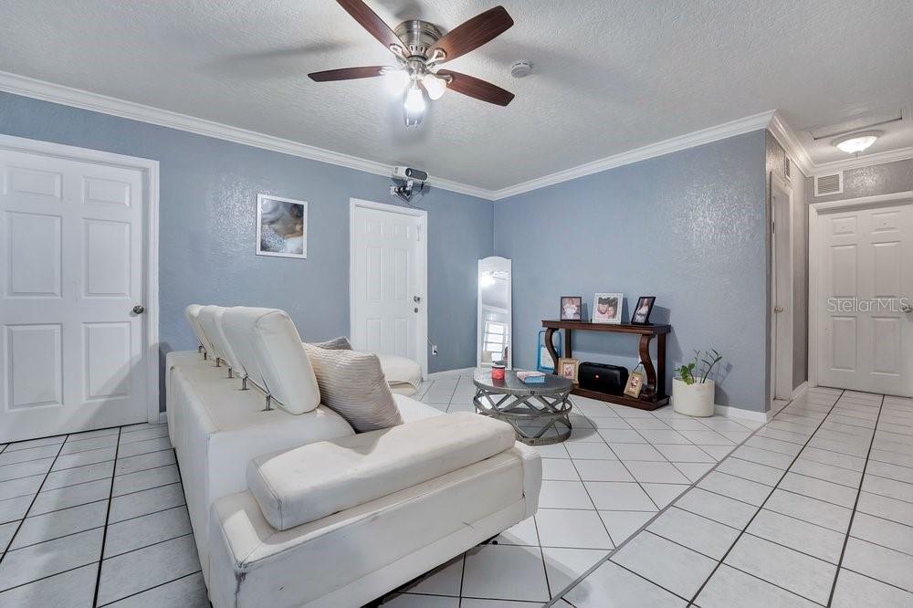 1530 NE 43RD COURT, POMPANO BEACH, FL — photo 4 of 24