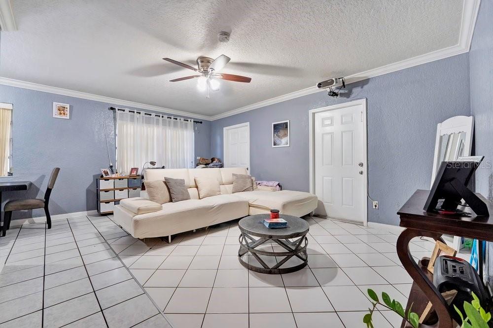 1530 NE 43RD COURT, POMPANO BEACH, FL — photo 5 of 24