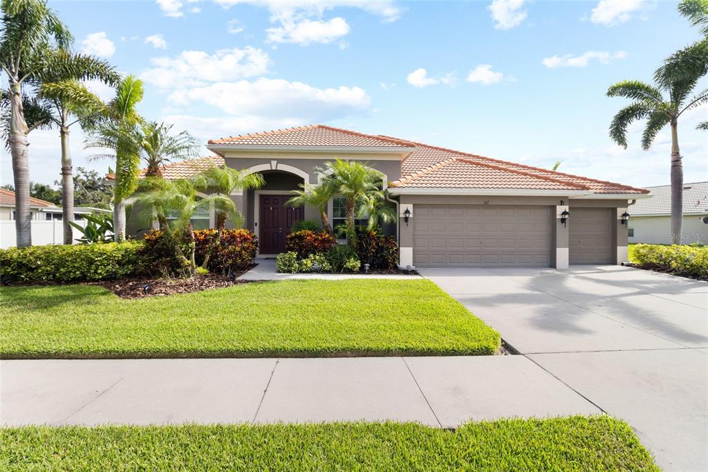 317 ROYAL BONNET DRIVE