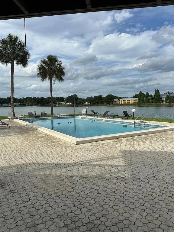 1920 E EDGEWOOD DRIVE UNIT K9