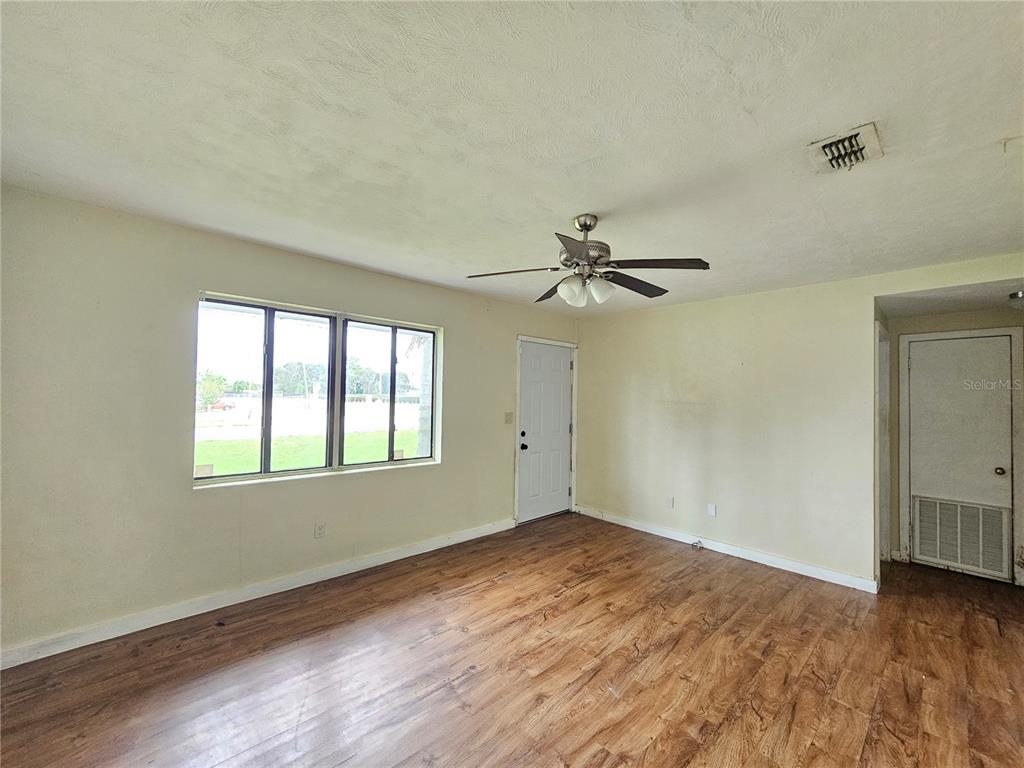715 LONGFELLOW BOULEVARD, LAKELAND, FL — photo 4 of 19