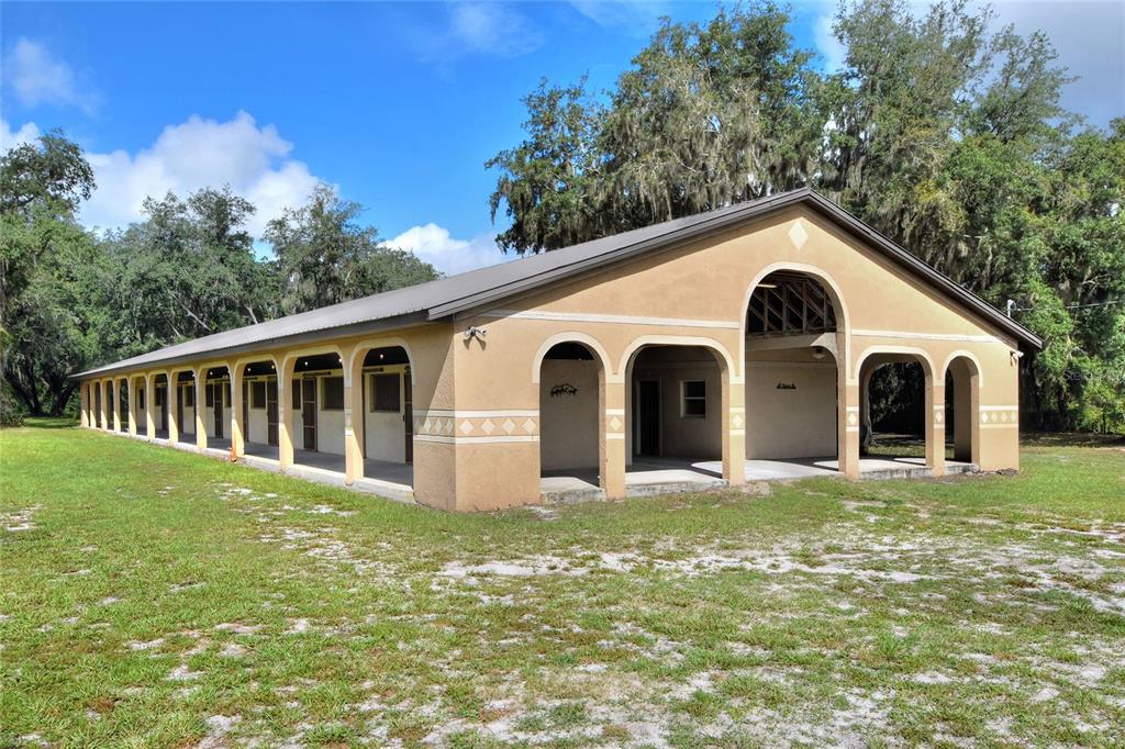 20431 KEENE ROAD, WIMAUMA, FL — photo 4 of 22