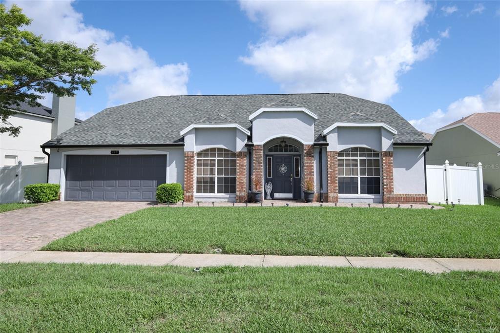 447 LYTTON CIRCLE