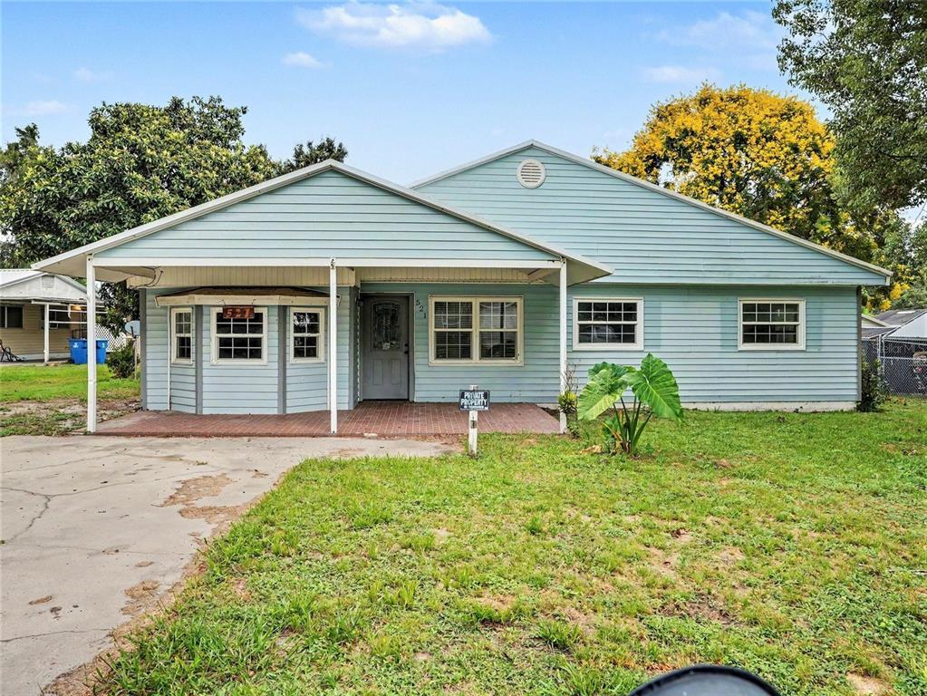 521 GREEN CIRCLE