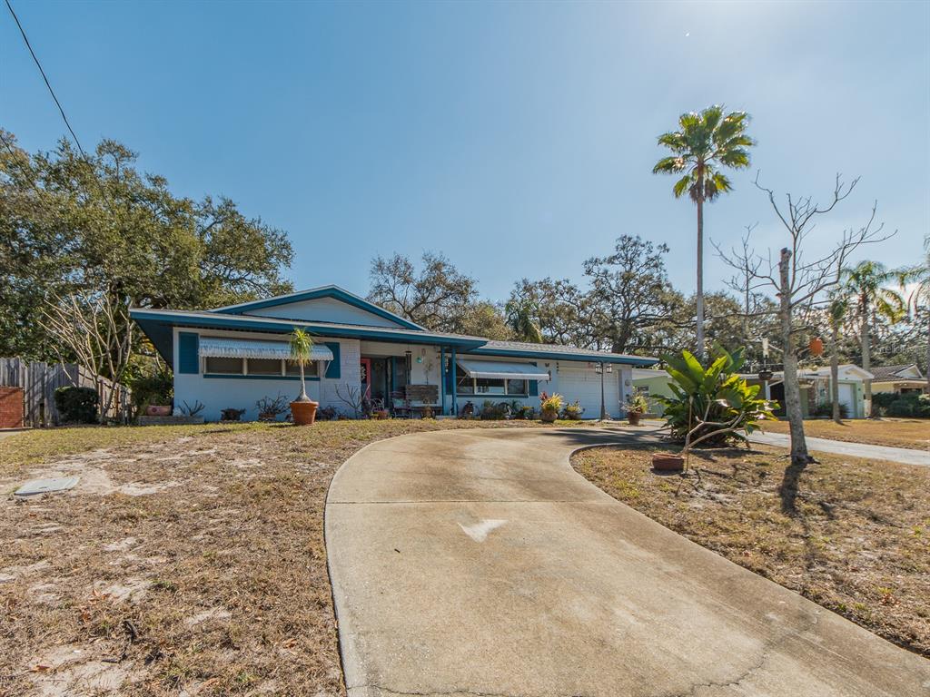 471 SIERRA CIRCLE E