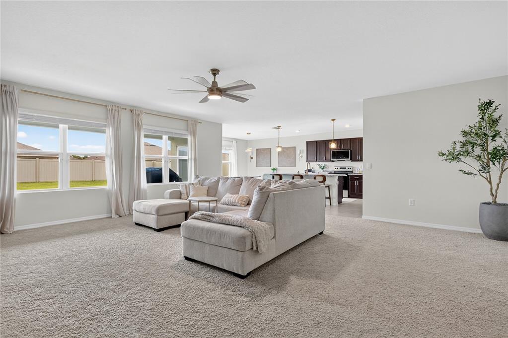 612 AUBURN GROVE TER, AUBURNDALE, FL — photo 4 of 30
