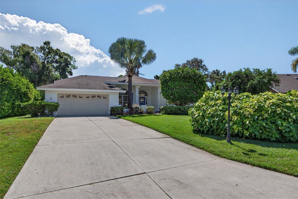 3978 BERLIN DRIVE, SARASOTA, FL — photo 2 of 30