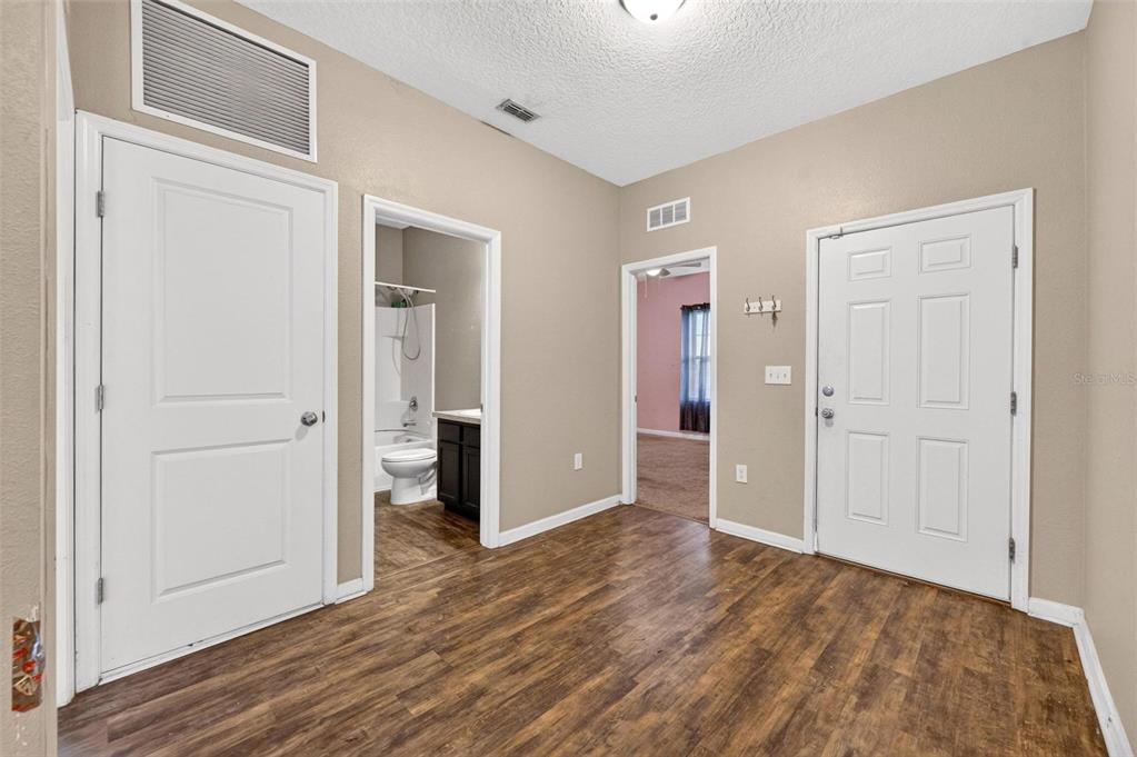 16430 BLOOM COURT, GROVELAND, FL — photo 4 of 46