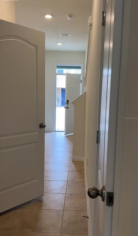 1296 YELLOW FINCH DRIVE, DAVENPORT, FL — photo 5 of 15