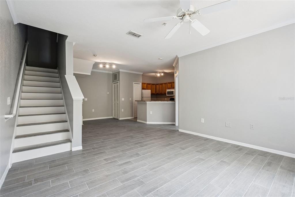 6123 METROWEST BOULEVARD UNIT 101, ORLANDO, FL — photo 3 of 32