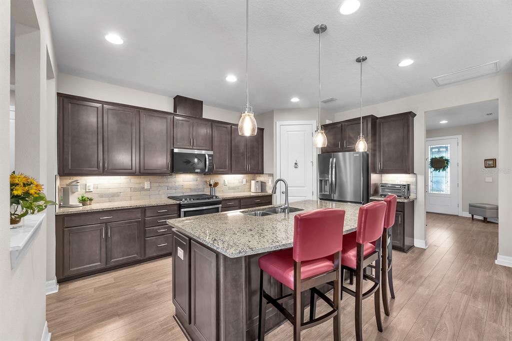5708 ESKER FALLS LANE, LITHIA, FL — photo 4 of 29