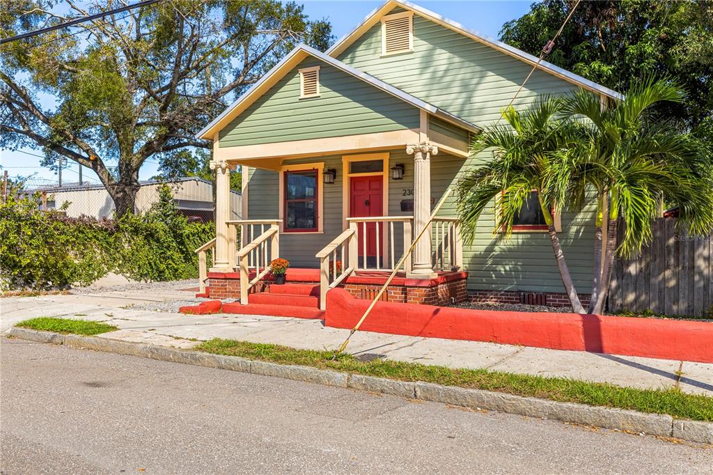 2308 E 4TH AVENUE, TAMPA, FL — photo 2 of 51