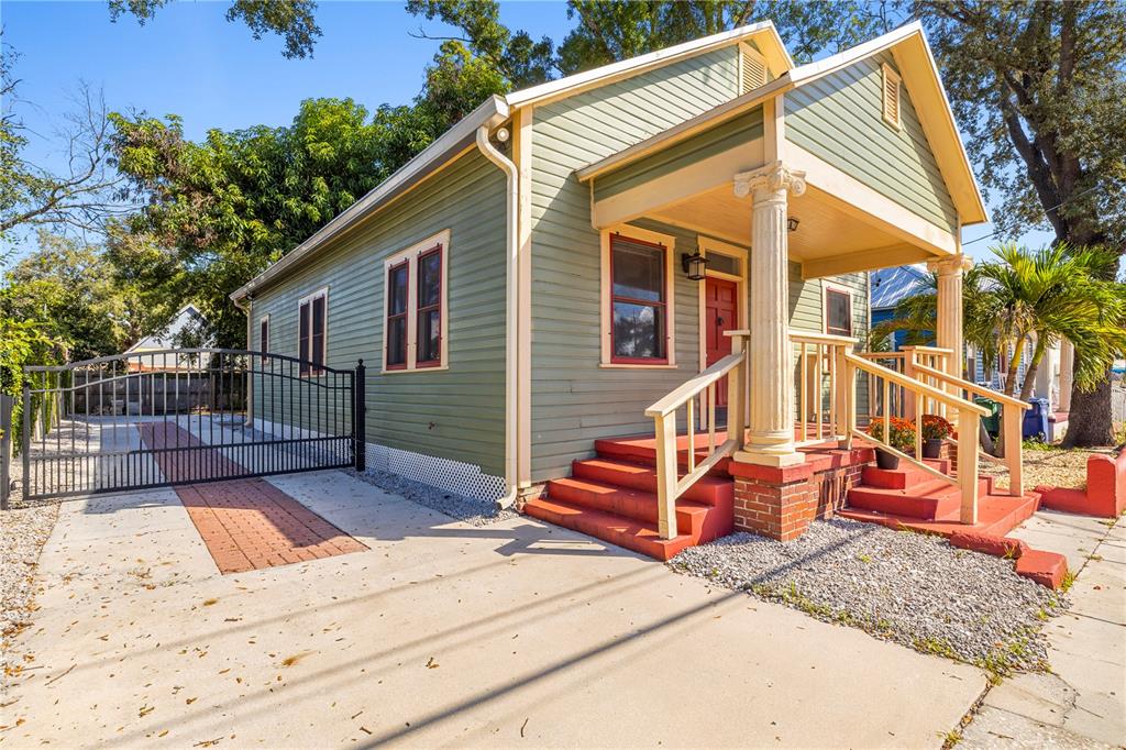 2308 E 4TH AVENUE, TAMPA, FL — photo 3 of 51