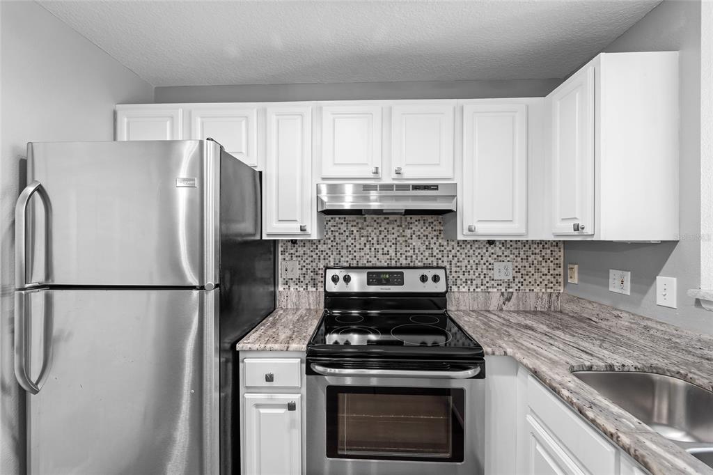 501 KNIGHTS RUN AVENUE UNIT 2324, TAMPA, FL — photo 5 of 30