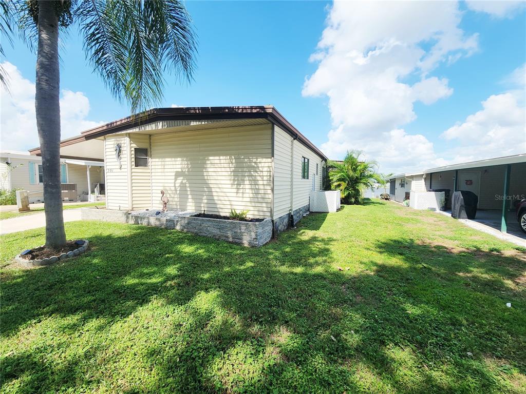 808 53RD AVENUE E UNIT 301, BRADENTON, FL — photo 2 of 30