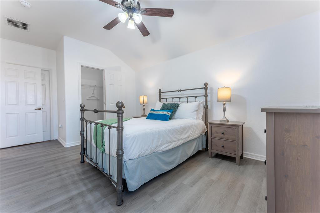 437 CADIZ LOOP, DAVENPORT, FL — photo 3 of 30