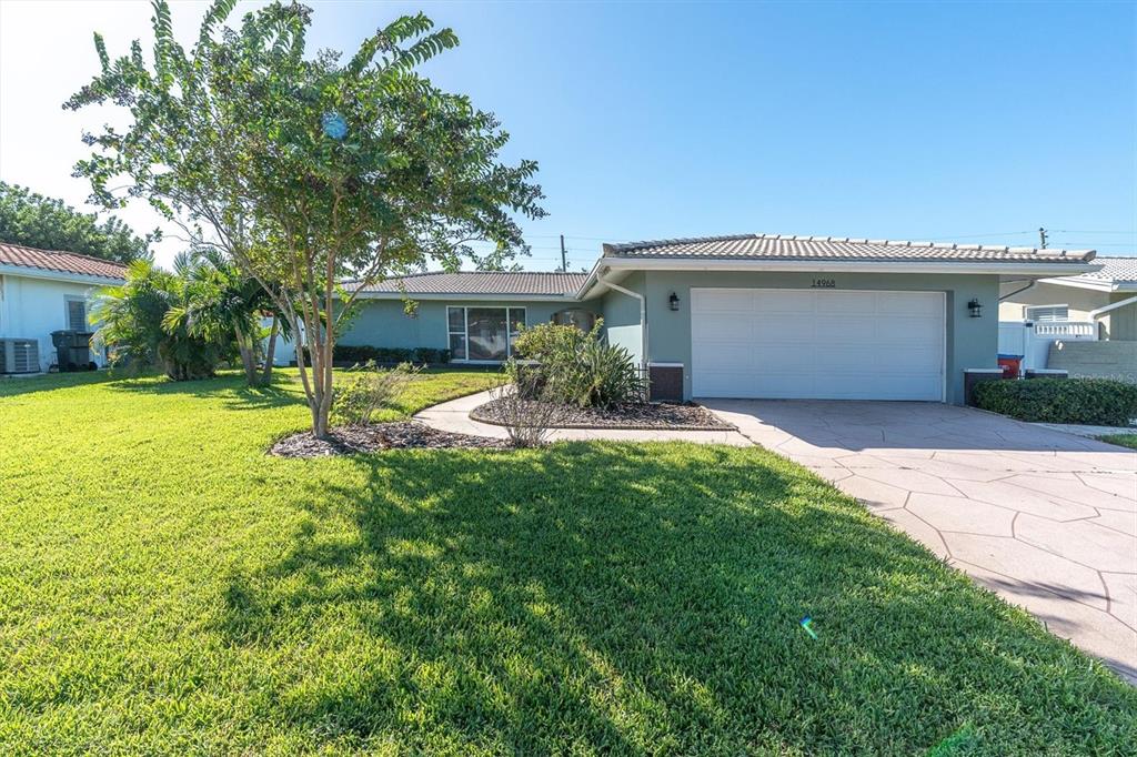 14968 IMPERIAL POINT DRIVE N, LARGO, FL — photo 3 of 62