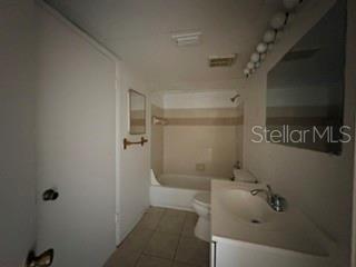 1908 LAKE ATRIUMS CIRCLE UNIT 18, ORLANDO, FL — photo 3 of 5