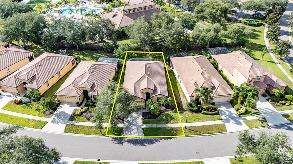 144 SILVER FALLS DRIVE, APOLLO BEACH, FL — photo 4 of 30