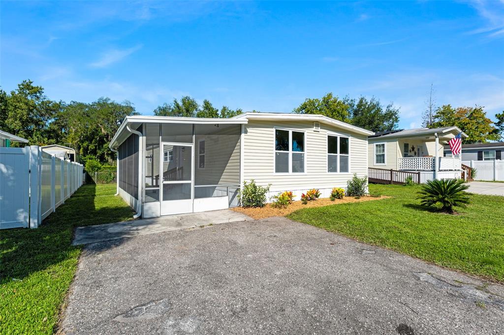 106 CYPRESS DRIVE, DEBARY, FL — photo 2 of 30