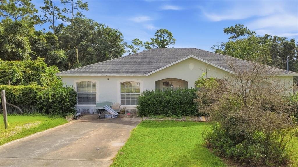 1045 8TH AVENUE, DELAND, FL — photo 2 of 29
