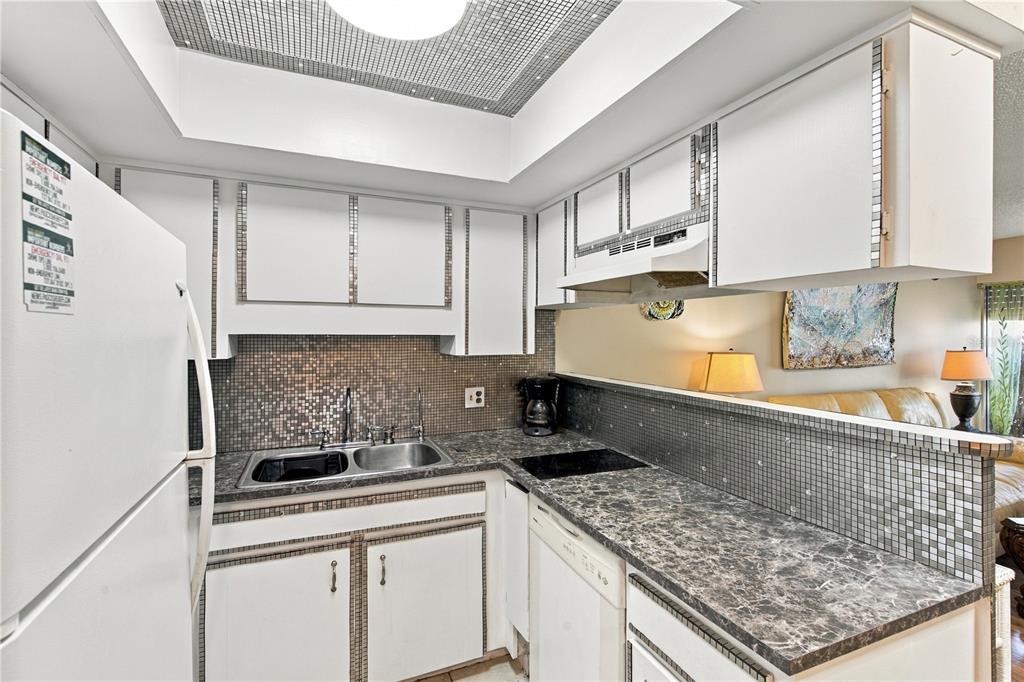 4359 TAHITIAN GARDENS CIRCLE UNIT B, HOLIDAY, FL — photo 3 of 30