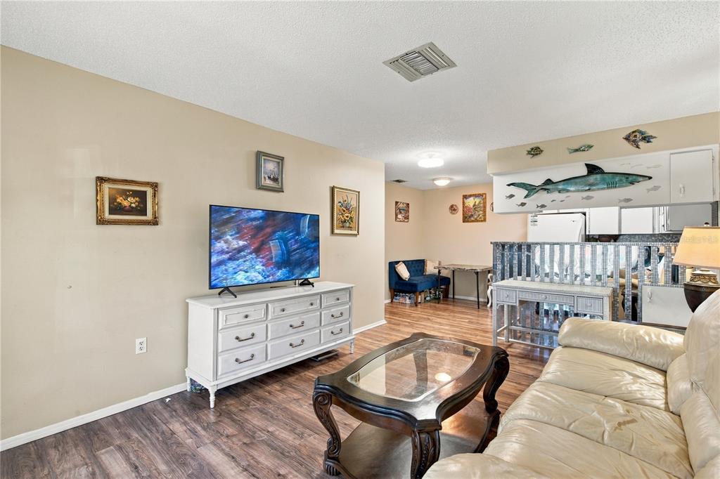 4359 TAHITIAN GARDENS CIRCLE UNIT B, HOLIDAY, FL — photo 4 of 30