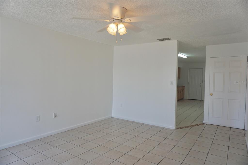 2567 ELM AVENUE, LAKE WALES, FL — photo 4 of 20