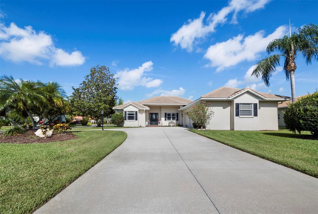 6643 BUTLERS CREST DRIVE, BRADENTON, FL — photo 3 of 30