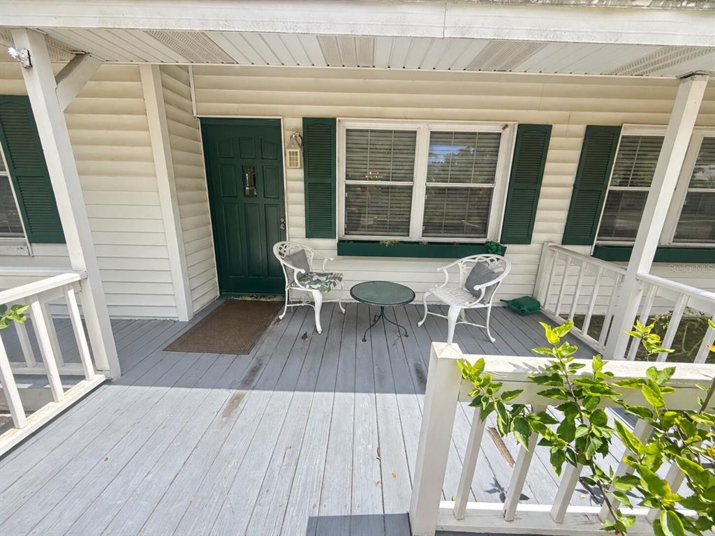 1323 S SHADE AVENUE, SARASOTA, FL — photo 2 of 19